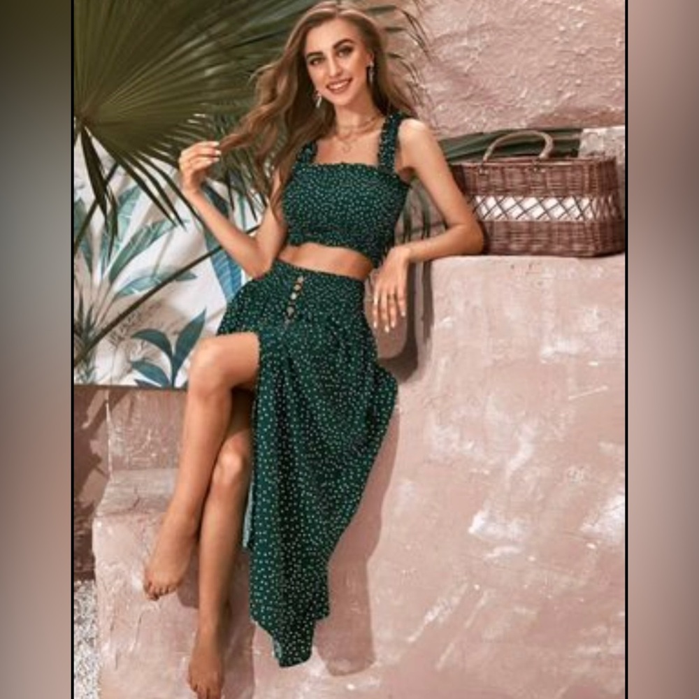 2 piece emerald green polka dot set